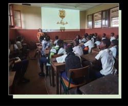 Espect&aacute;culos interactivos na Escola Secund&aacute;ria de Angolares